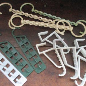 Assorted Closet Organizers 12 pieces hanger extenders, over door hooks